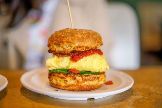 Explore the 5 top spots in Seattle's University District neighborhood
