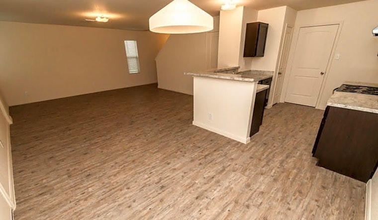 What apartments will $1,400 rent you in Hidden Cove-Indian Creek, today?