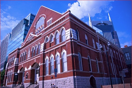 Top Nashville news: House speaker mulls cutting state funds to city over immigration policy; more