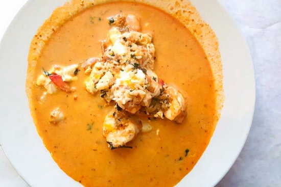 Check out the 4 top spots in Chicago's Mayfair neighborhood
