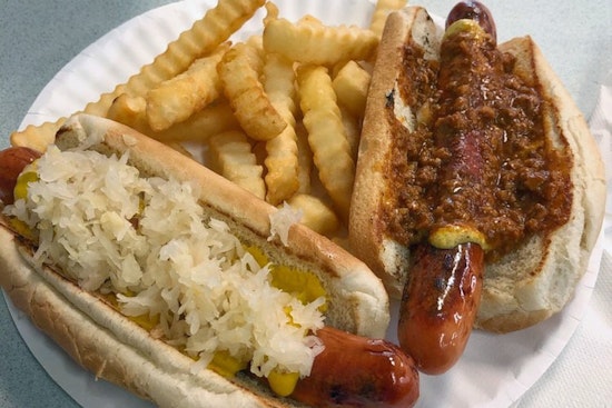 5 top spots for hot dogs in Norfolk