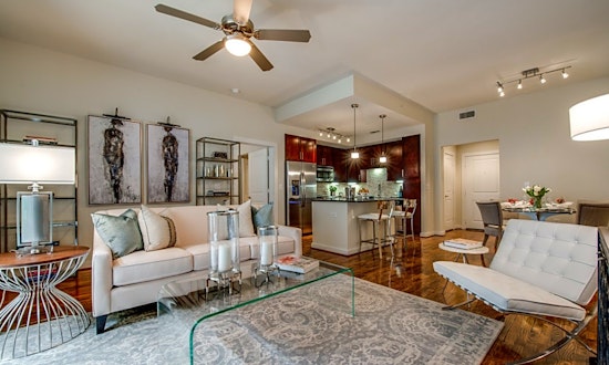 What apartments will $2,800 rent you in Downtown Houston, right now?
