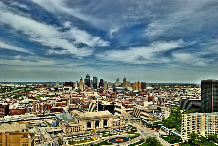 Top Kansas City news: 4 killed in shootings over 24 hours; Artists Coalition moves into new digs
