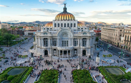 How to travel from Las Vegas to Mexico City on the cheap