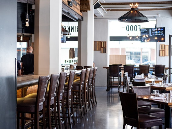 Oakland Eats: Tribune Tavern returns, Jack London Square gets a cupcake bakery, more