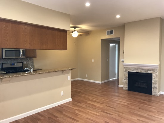Renting In Valley Glen: What Will $1,700 Get You?