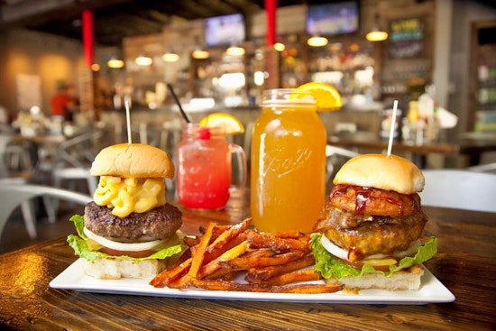 5 top spots for burgers in Saint Petersburg