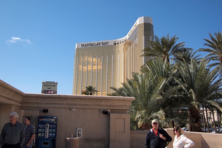 Top Las Vegas news: Sanders outlines affordable housing plan; suspicious package is actually battery