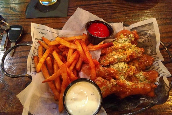 The 3 best spots to score chicken wings in Norfolk