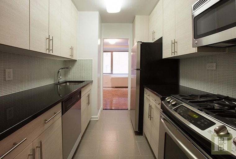 What Does $3,700 Rent You In Yorkville, Today?