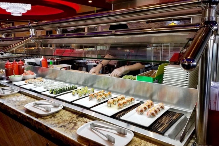Explore the 4 most popular spots in Dallas' Lake Caroline neighborhood