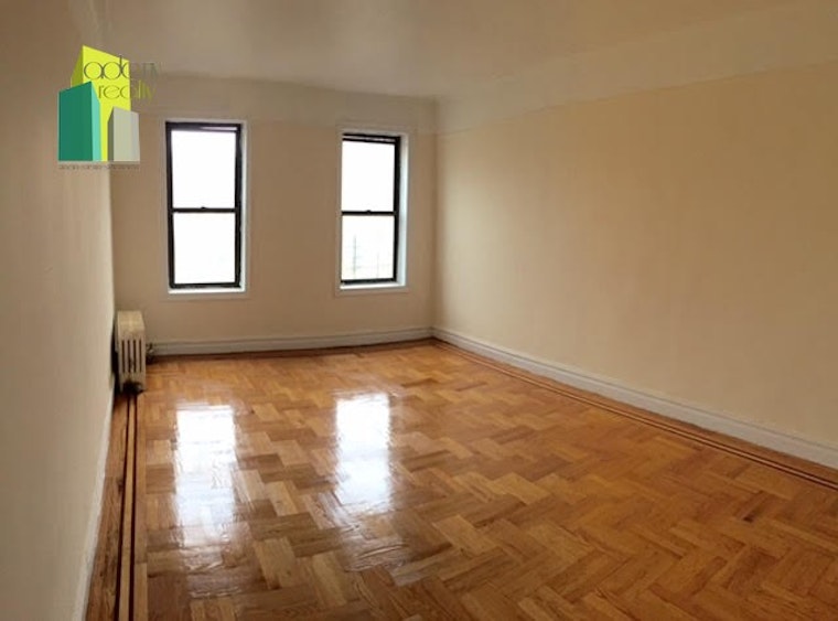 What's The Cheapest Rental Available In Pelham Parkway, Right Now?