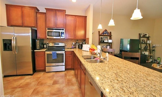 What apartments will $1,800 rent you in Tampa Palms, right now?
