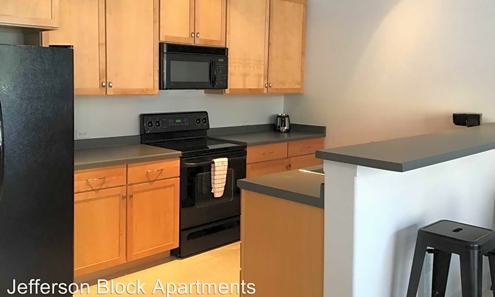 Budget apartments for rent in Historic Third Ward, Milwaukee