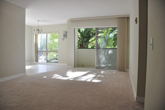 What's The Cheapest Rental Available In Beverly Grove, Right Now?