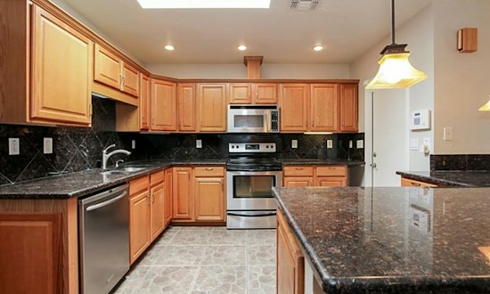 Apartments for rent in Phoenix: What will $1,700 get you?