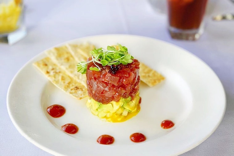 Your guide to the 4 top spots in Kansas City's Country Club Plaza neighborhood
