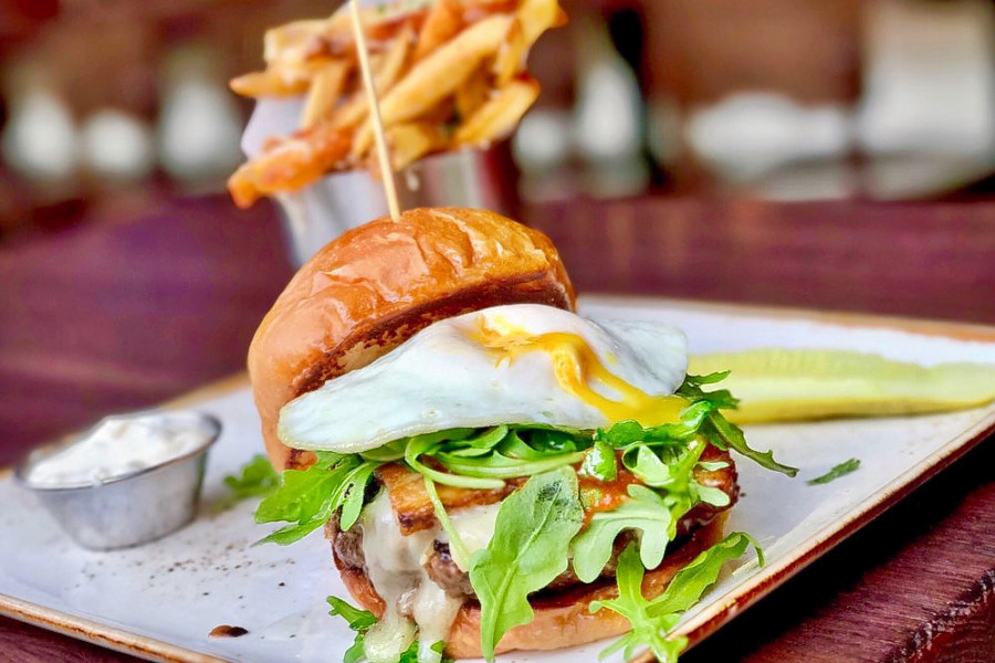 Jonesing for burgers? Check out Minneapolis's top 4 spots