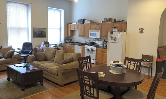 What apartments will $1,800 rent you in Rittenhouse, right now?