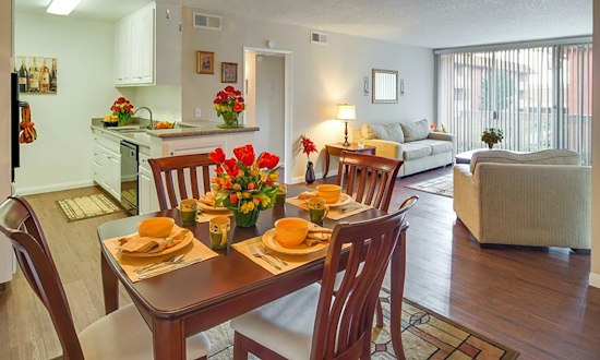 The cheapest apartments for rent in the Colony, Anaheim