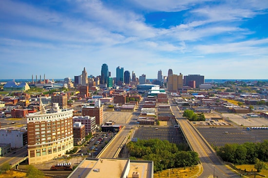 Top Kansas City news: 'Vaping robot' used in research; charge cop with murder, family demands; more