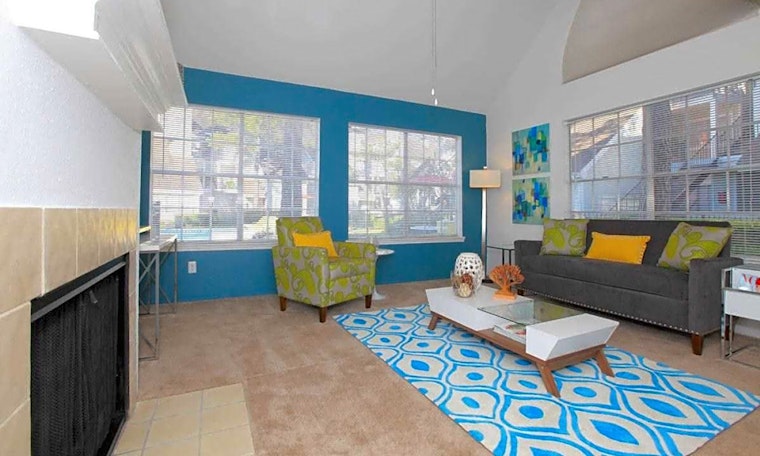 What apartments will $1,100 rent you in Eldridge, today?