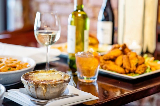 Get acquainted with Philadelphia's 5 best traditional American restaurants