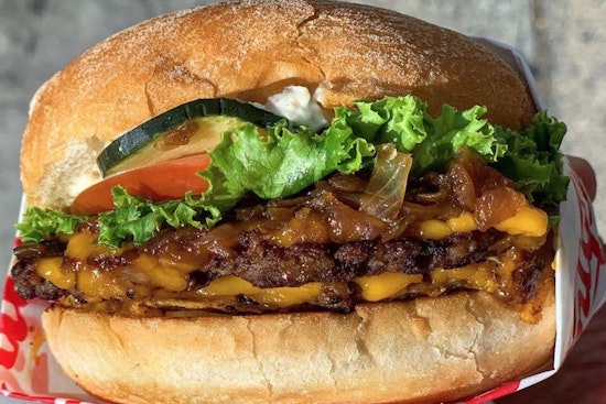 Monty's Good Burger opens a new location in Echo Park