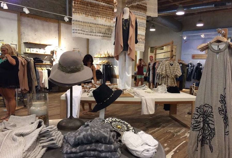 Here are Milwaukee's top 4 women's clothing spots