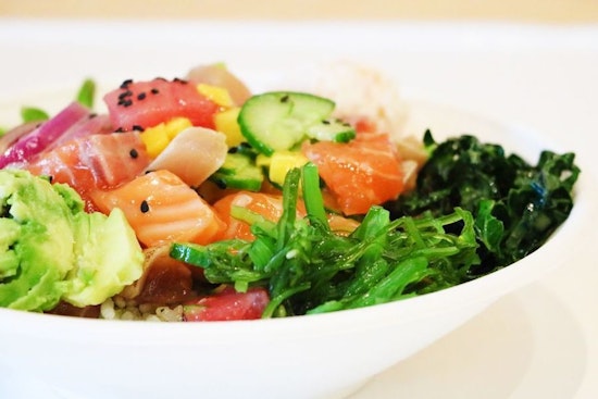 The 5 best Hawaiian spots in Irvine