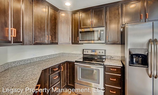 Apartments for rent in Aurora: What will $2,200 get you?