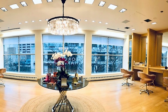 Here are the top beauty spots in Chicago, by the numbers