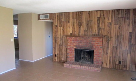 What apartments will $1,000 rent you in East Side, right now?