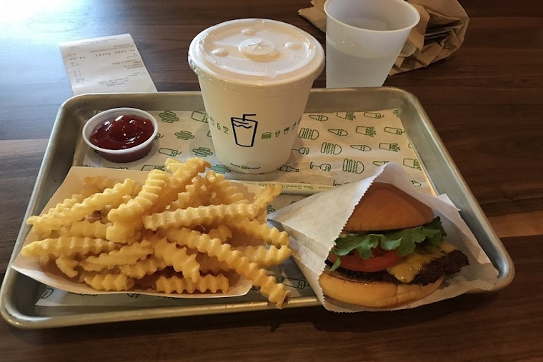 Shake Shack unveils new location in Italian Village