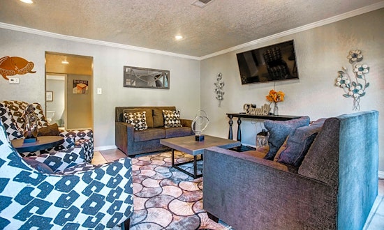 Budget apartments for rent in Ridgmar, Fort Worth