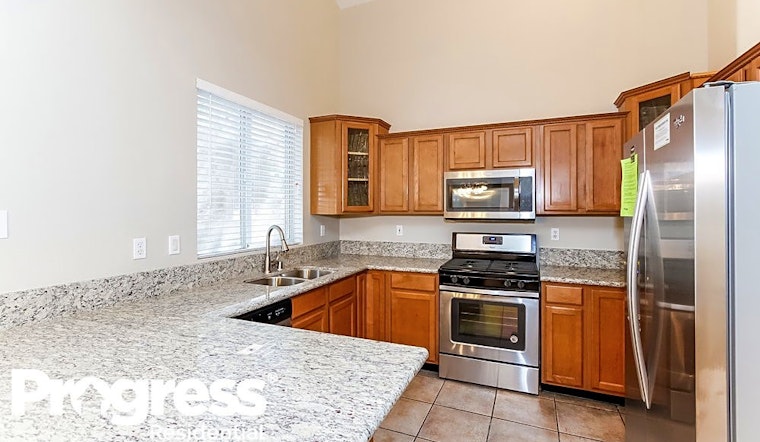 Apartments for rent in Henderson: What will $2,400 get you?
