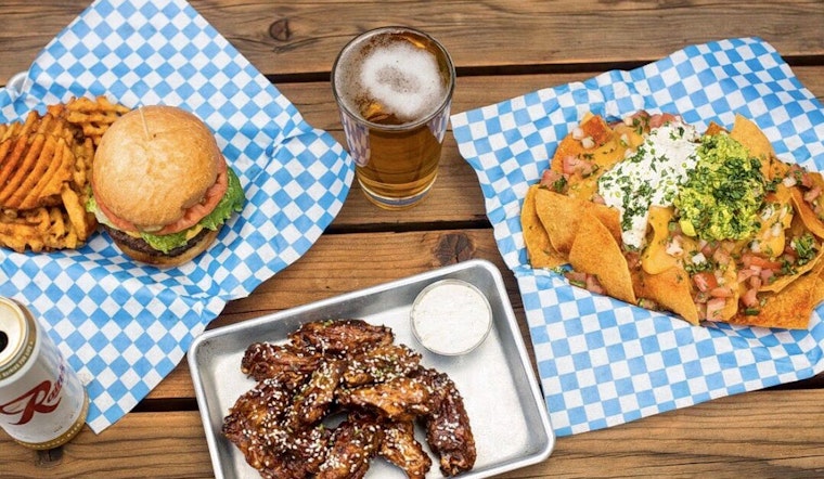 New Overlook sports bar Satellite Tavern opens its doors