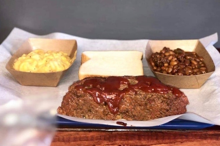Score barbecue and soul food at Hillside Morningside's new Smoke-A-Holics BBQ