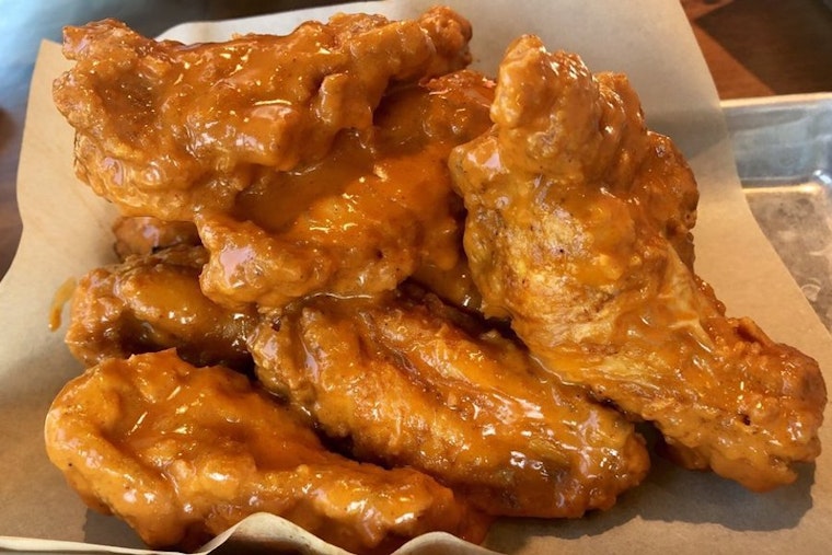 Hoots Righteous Wings brings chicken wings and more to Reynoldstown