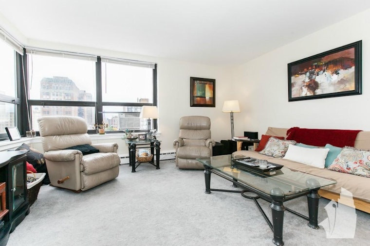 What Does $1,300 Rent You In Chicago, Today?