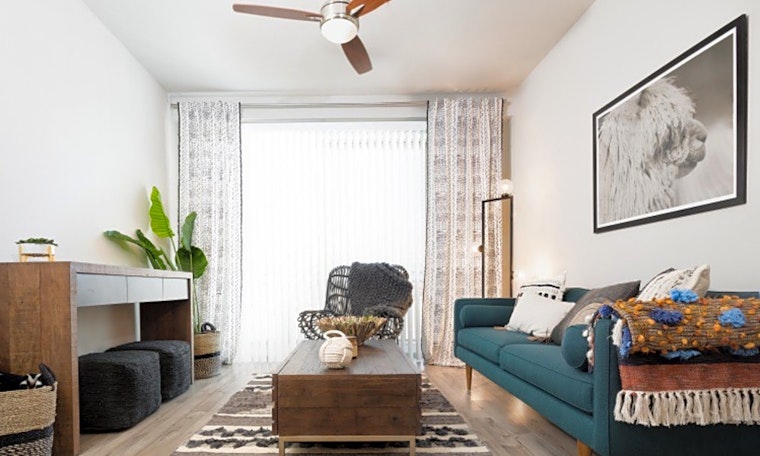 Budget apartments for rent in Crestview, Austin