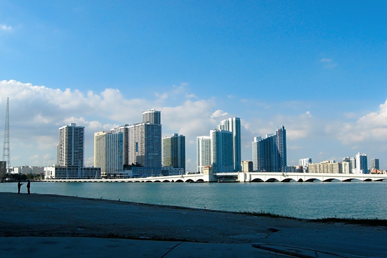Top Miami news: 2 children rescued from man who shot wife, barricaded himself in home; more