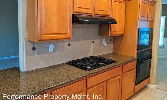 Apartments for rent in Fresno: What will $1,800 get you?