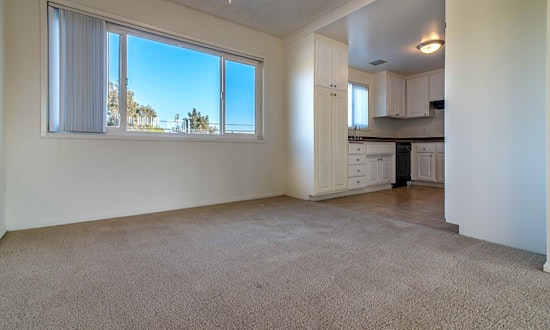 Apartments for rent in Long Beach: What will $2,100 get you?