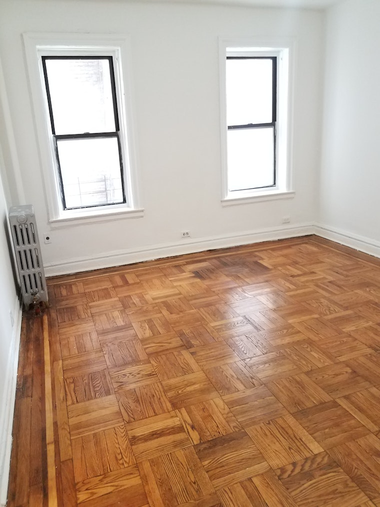 What's The Cheapest Rental Available In Morris Heights, Right Now?