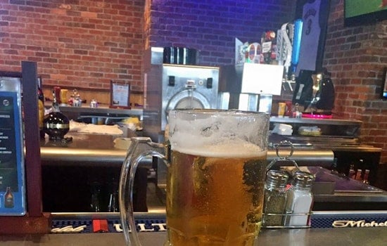 New Zipps Sports Grill now open in Paradise Valley