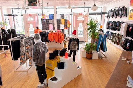 5 top spots for accessories in Detroit