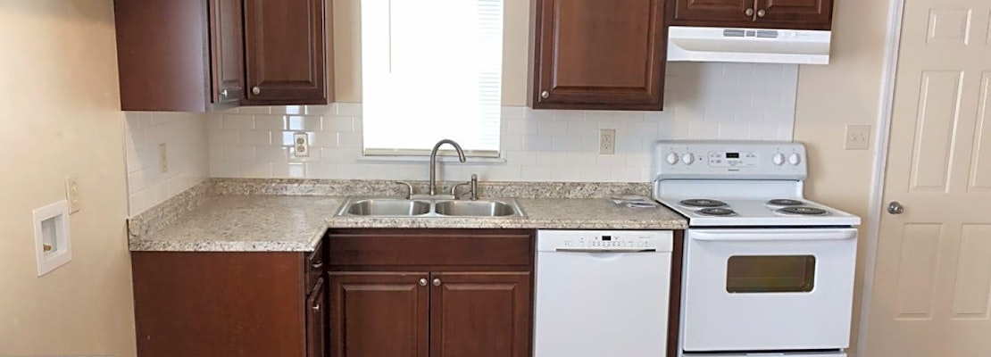 What apartments will $800 rent you in the Meridian Avenue Corridor today?