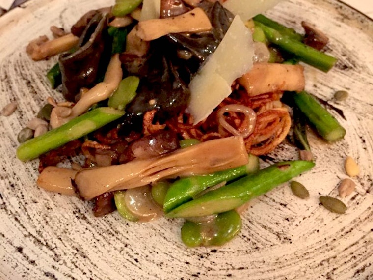 New Midtown Mediterranean Spot 'Basta' Opens Its Doors