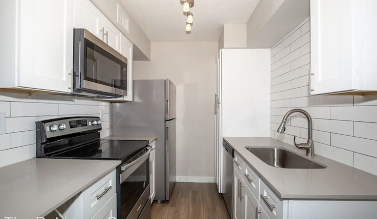 What apartments will $1,100 rent you in Deer Valley, this month?